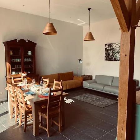 La Lambertie Semesterbostad